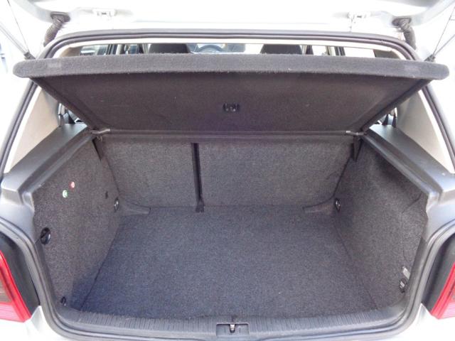 VOLKSWAGEN Golf usata, con Autoradio