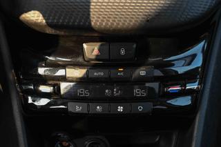 PEUGEOT 2008 usata, con Sistema di navigazione