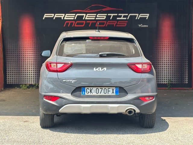 KIA Stonic usata, con Autoradio