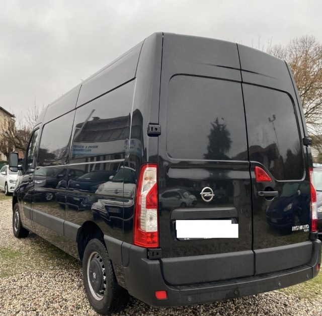 OPEL Movano usata, con Autoradio
