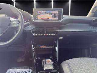 PEUGEOT 2008 usata, con Autoradio digitale