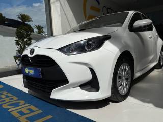 TOYOTA Yaris usata, con Autoradio