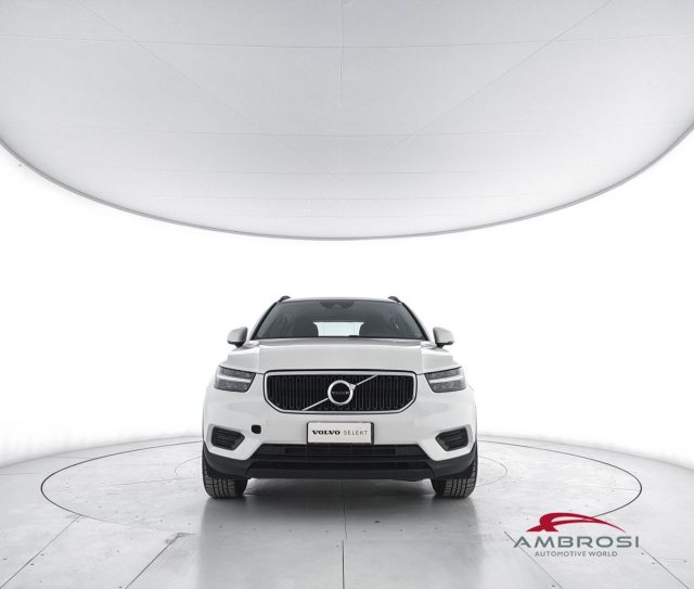 VOLVO XC40 usata 4