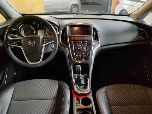 OPEL Astra usata, con Cruise Control