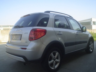 SUZUKI SX4 usata, con Airbag laterali