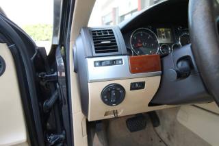 VOLKSWAGEN Touareg usata 10