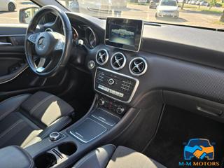 MERCEDES-BENZ A 180 usata, con Climatizzatore