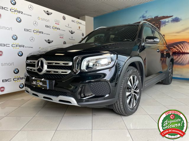 MERCEDES-BENZ GLB 180 usata, con Luci diurne LED