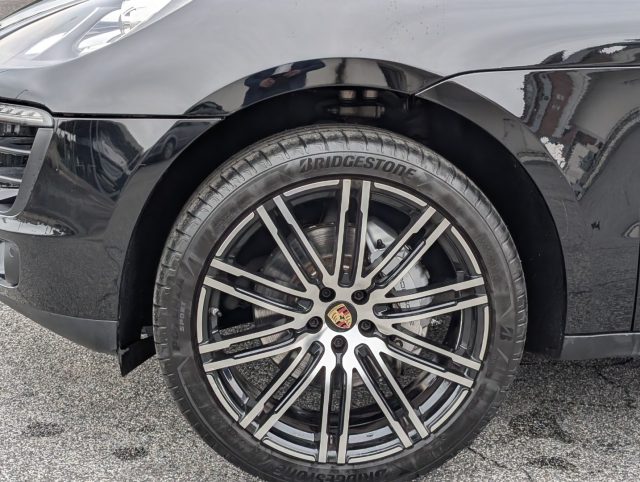 PORSCHE Macan usata, con Autoradio