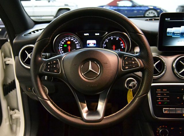 MERCEDES-BENZ CLA 180 usata, con Cerchi in lega
