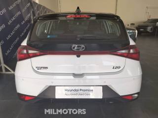 HYUNDAI i20 usata 9