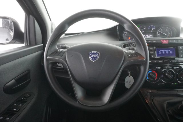 LANCIA Ypsilon usata 12