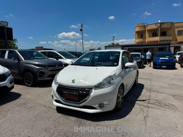 PEUGEOT 208 usata, con ABS