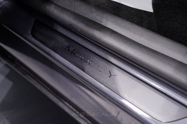 TESLA Model Y usata, con Immobilizzatore elettronico