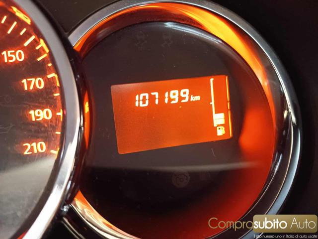 DACIA Sandero usata, con Specchietti laterali elettrici