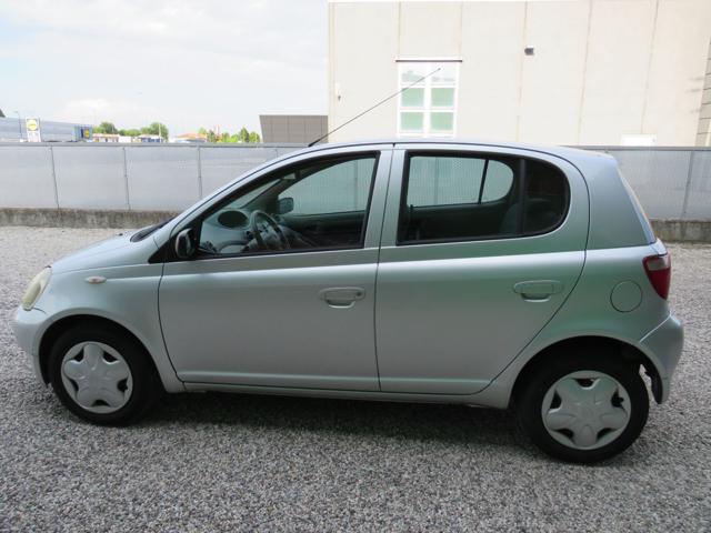 TOYOTA Yaris usata, con Airbag