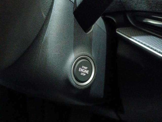 SKODA Superb usata, con Riconoscimento dei segnali stradali