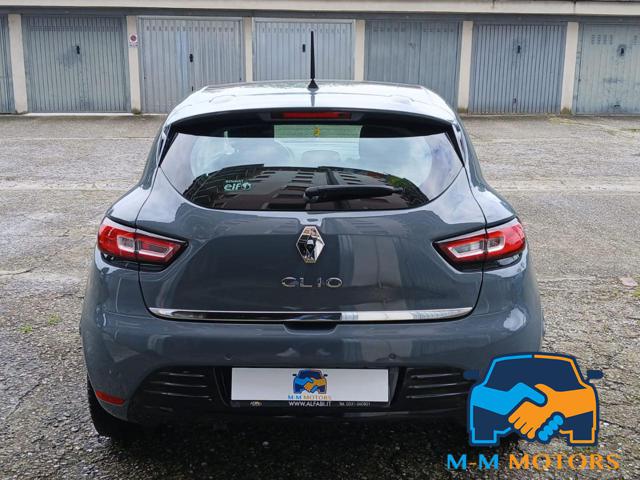 RENAULT Clio usata, con Autoradio