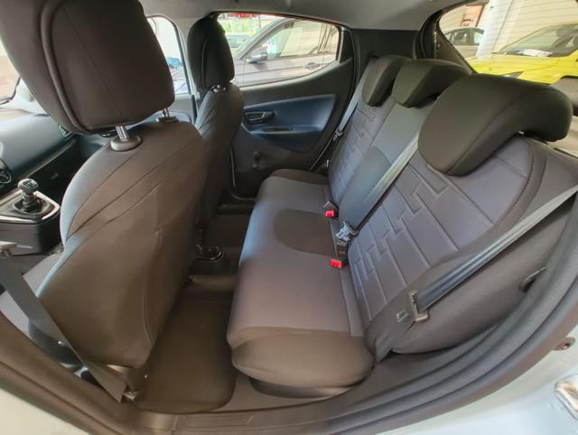 LANCIA Ypsilon usata, con Park Distance Control
