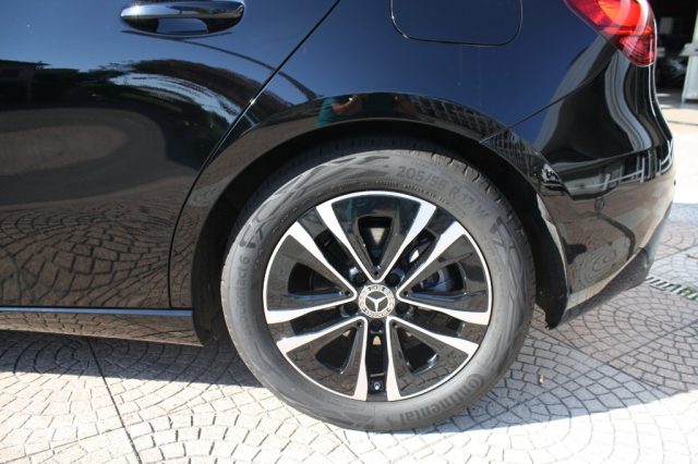 MERCEDES-BENZ A 180 usata, con Cruise Control