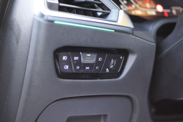 BMW 320 usata, con Park Distance Control