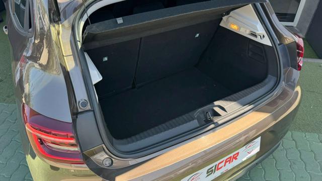 RENAULT Clio usata, con Touch screen