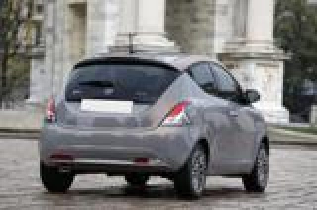 LANCIA Ypsilon usata, con Airbag Passeggero