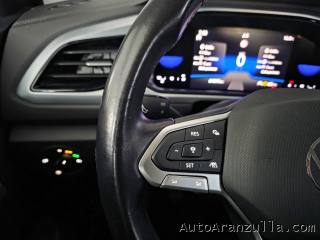 VOLKSWAGEN T-Roc usata, con USB