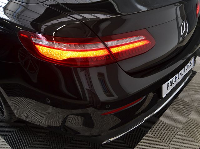 MERCEDES-BENZ E 220 usata, con USB