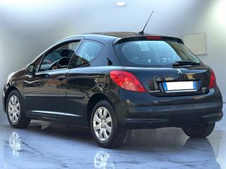 PEUGEOT 207 usata, con Alzacristalli elettrici
