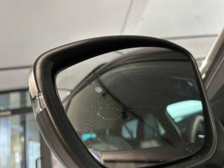 PEUGEOT 2008 usata 25