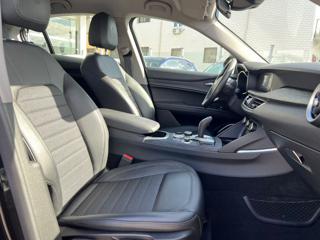 ALFA ROMEO Stelvio usata, con Cerchi in lega