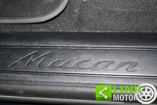 PORSCHE Macan usata, con Touch screen