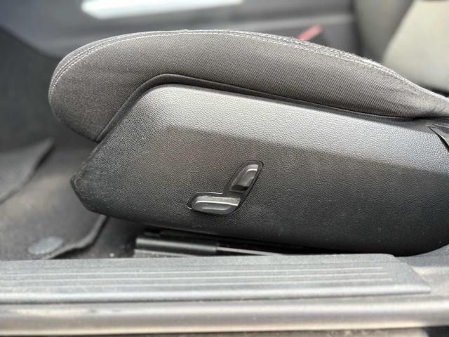 MERCEDES-BENZ E 200 usata, con Boardcomputer