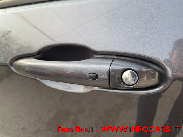 JEEP Compass usata, con Bluetooth