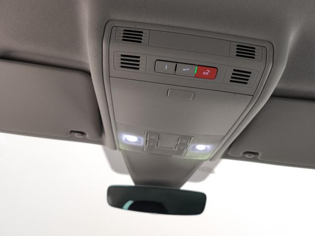 VOLKSWAGEN Tiguan usata, con USB