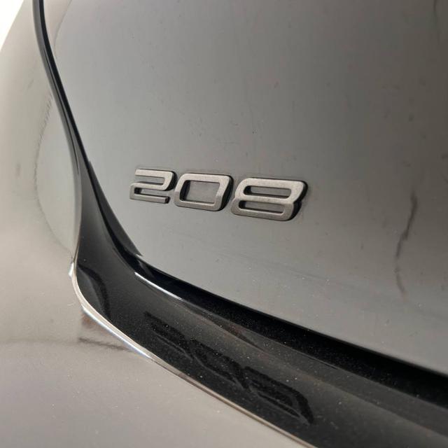 PEUGEOT 208 usata, con Sensore di luce