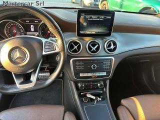 MERCEDES-BENZ CLA 220 usata, con Lettore CD