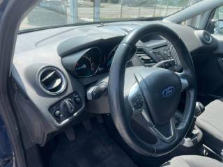 FORD Fiesta usata, con Specchietti laterali elettrici