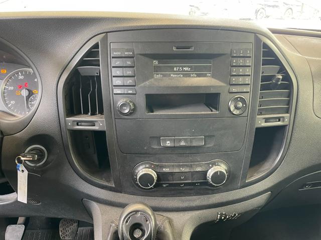 MERCEDES-BENZ Vito usata, con Sensore di pioggia