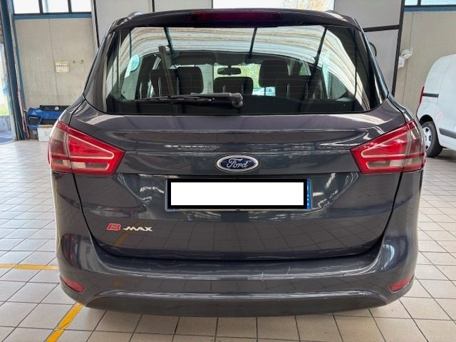 FORD B-Max usata, con Autoradio