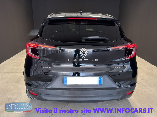 RENAULT Captur usata, con Fari LED