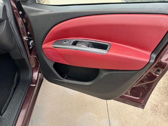 FIAT Doblo usata, con Bluetooth