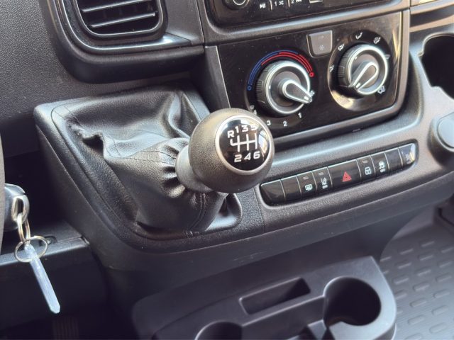 OPEL Movano usata 24