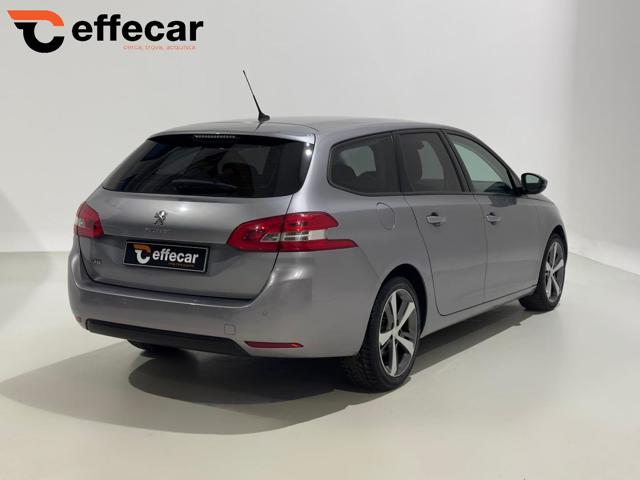 PEUGEOT 308 usata, con Autoradio