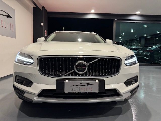 VOLVO V90 Cross Country usata, con Airbag