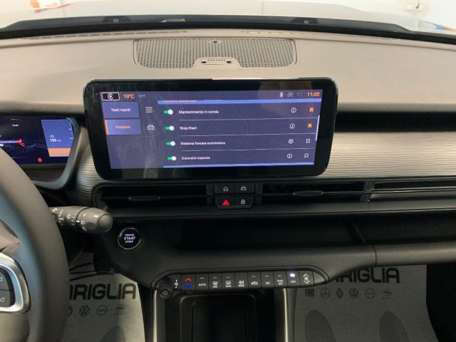 JEEP Avenger usata, con USB