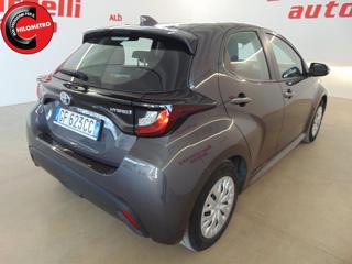 TOYOTA Yaris usata, con USB