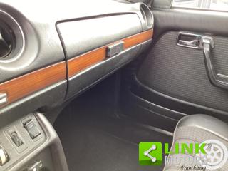 MERCEDES-BENZ 200 usata 19
