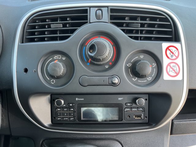 RENAULT Kangoo usata 12